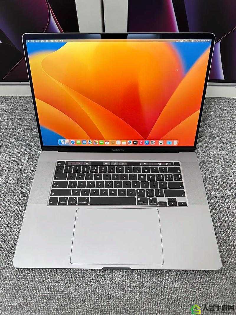 18-19MACBOOKPRO 高清：性能卓越之选